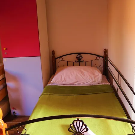Alma 2 Auberge de jeunesse *